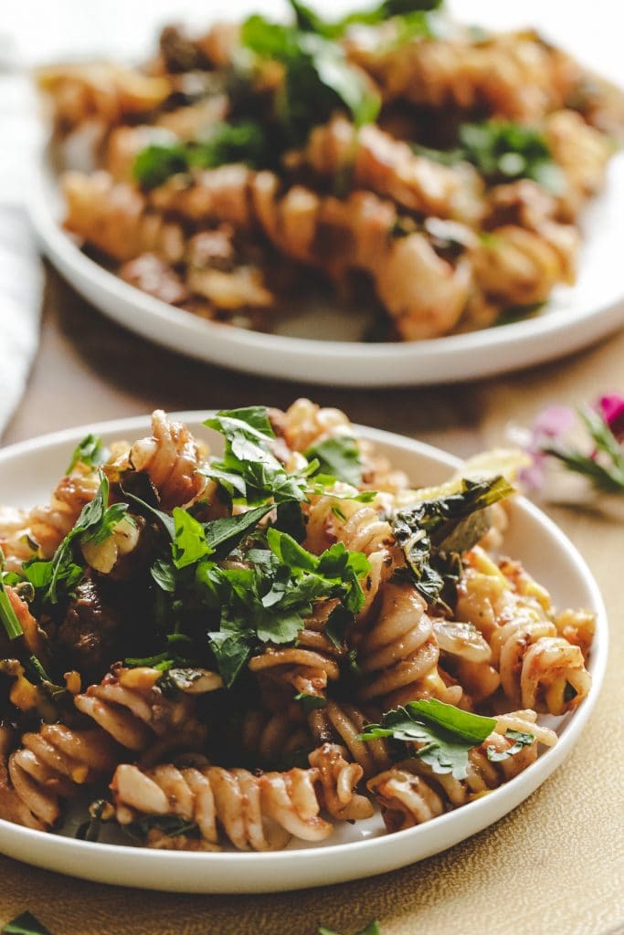 2 dishes of veggie pasta