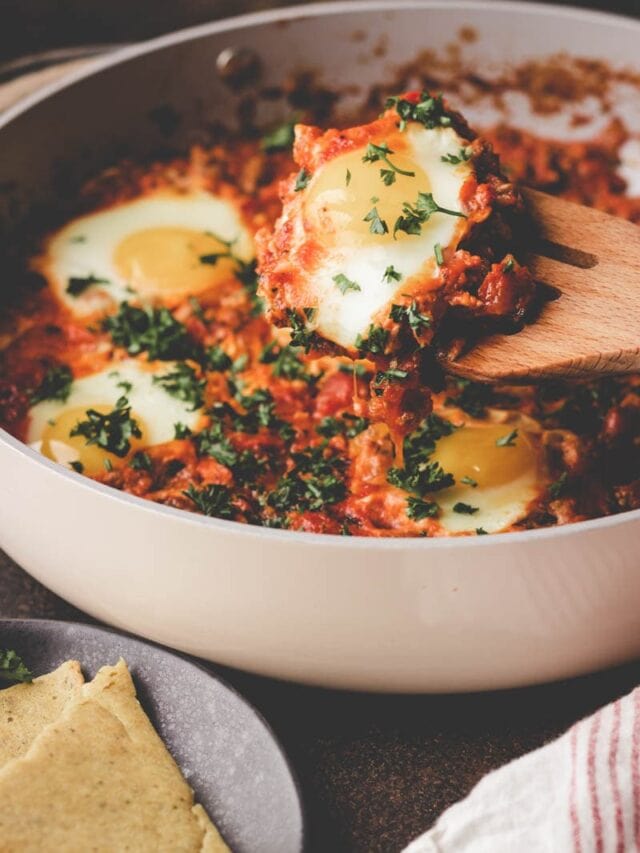 Delicious Shakshuka with Ground Turkey