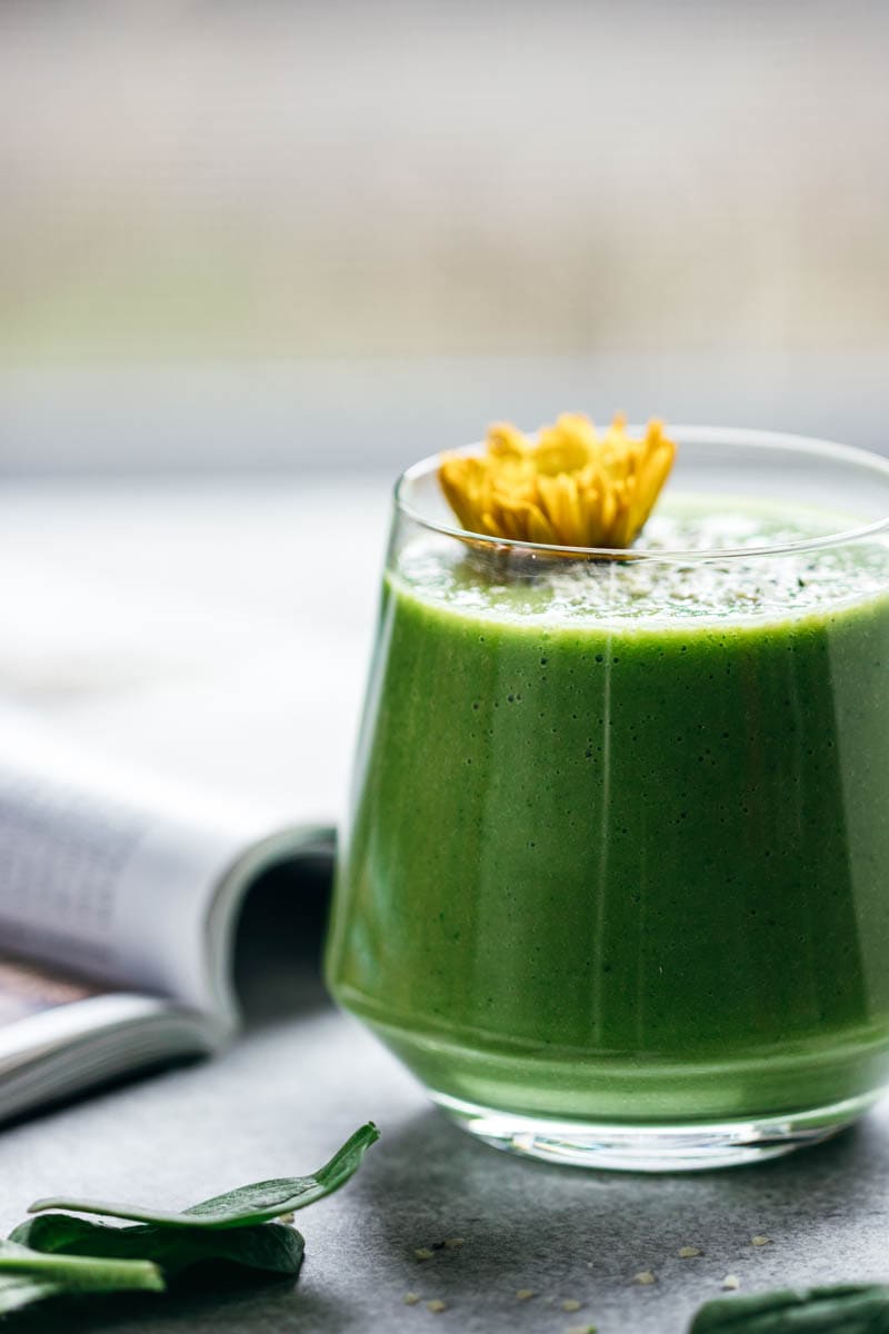 tropical broccoli smoothie with mango