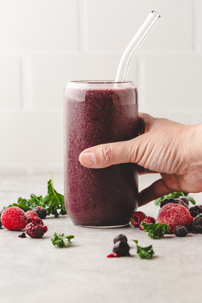 Berry Smoothie With Kale Creamy Banana Peanut Butter Blend 